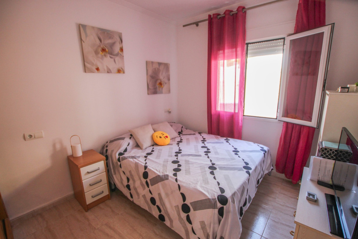 Se vende Bungalow de 2 dormitorios en Costa Blanca, Alicante, España