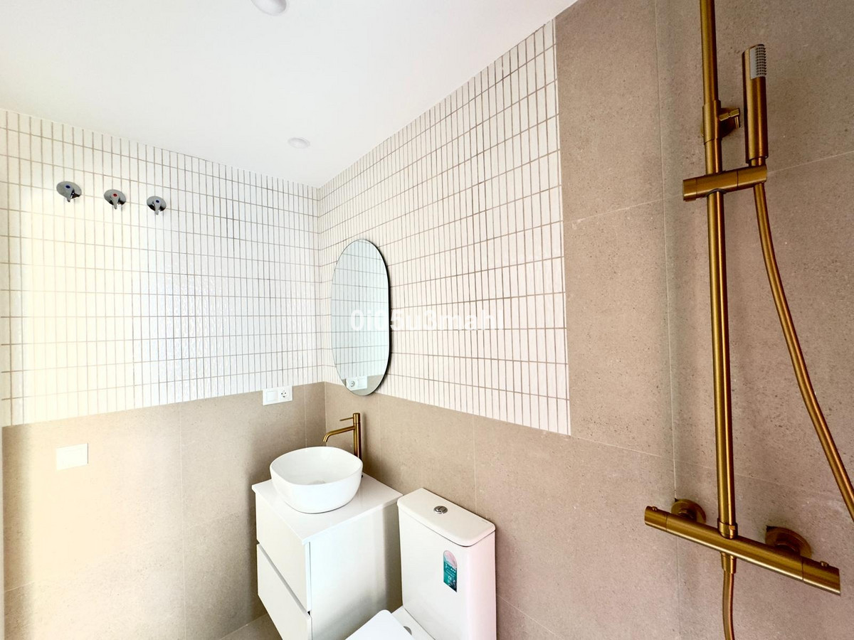 6 Bed Commercial unit for sale in Málaga Costa Del Sol, Málaga, Spain