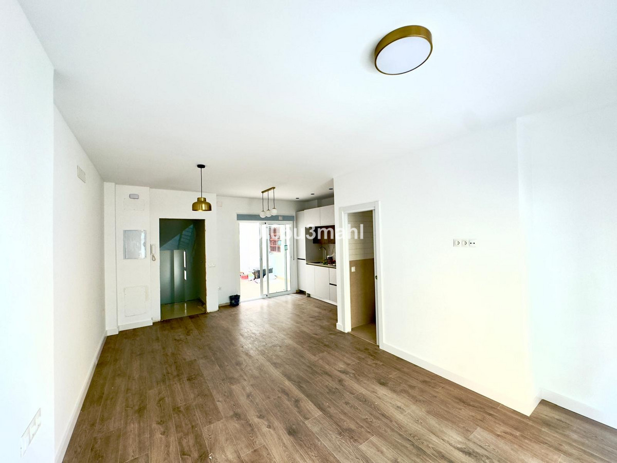 6 Bed Commercial unit for sale in Málaga Costa Del Sol, Málaga, Spain