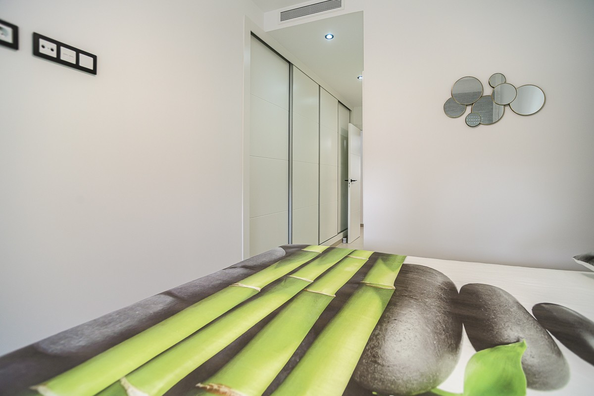 Se vende Apartamento Planta Baja de 2 dormitorios en Costa Blanca, Alicante, España