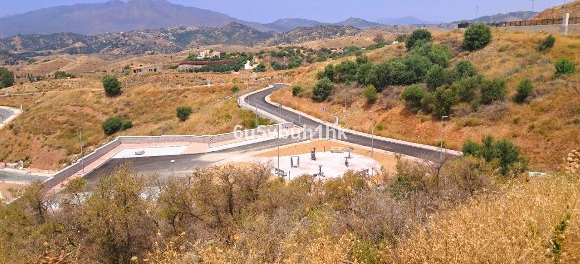 Se vende Terreno Urbano  en Costa Del Sol, Málaga, España