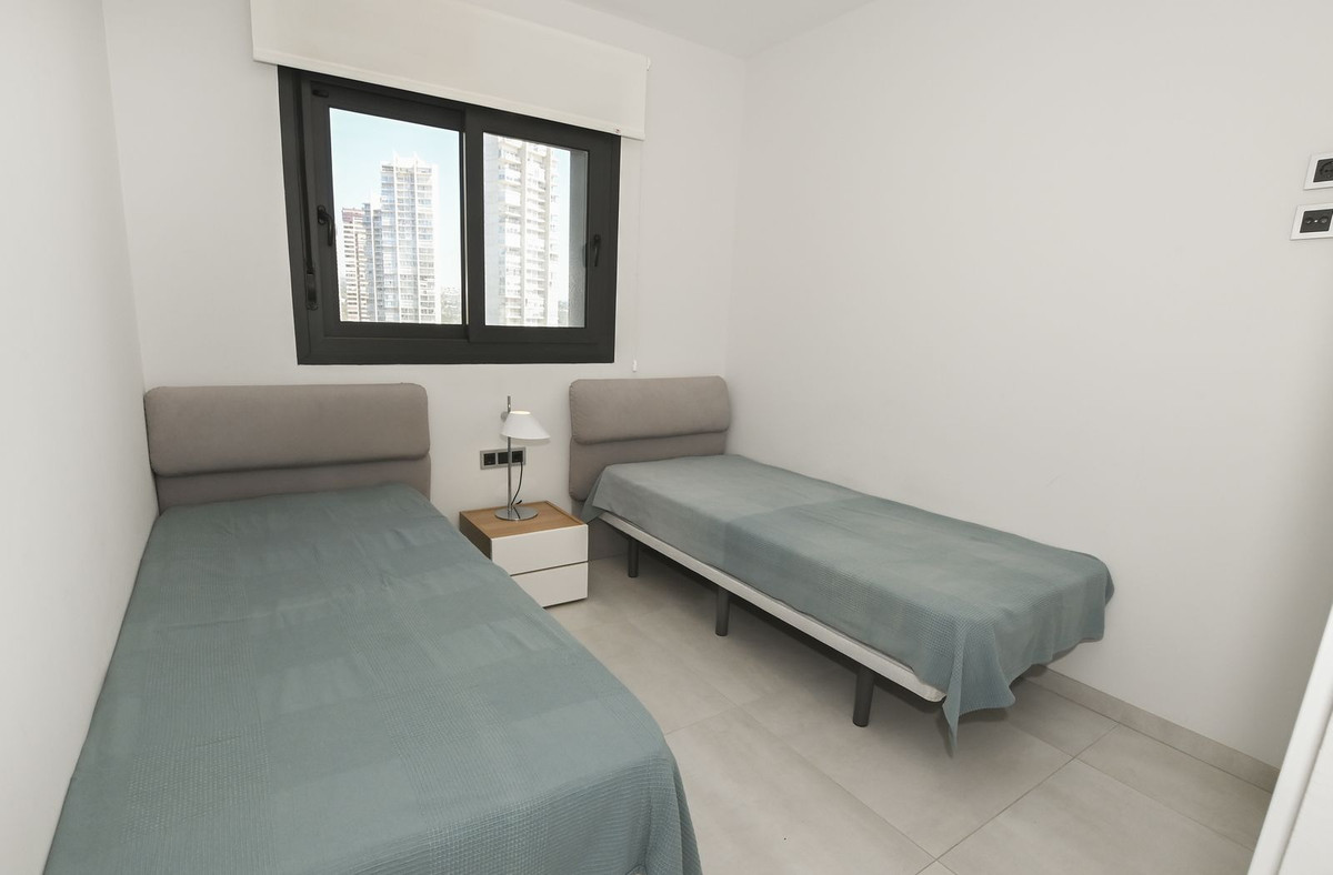 Se vende Apartamento Planta Media de 2 dormitorios en Costa Blanca, Alicante, España