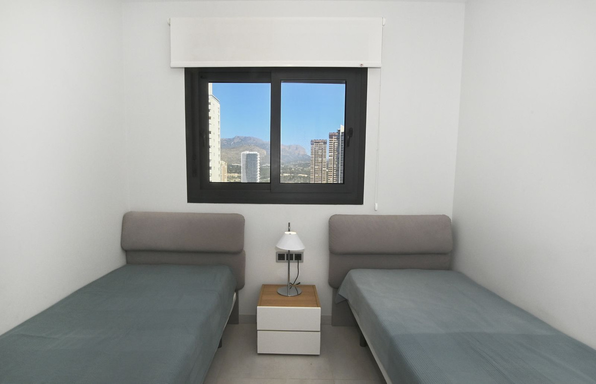 Se vende Apartamento Planta Media de 2 dormitorios en Costa Blanca, Alicante, España