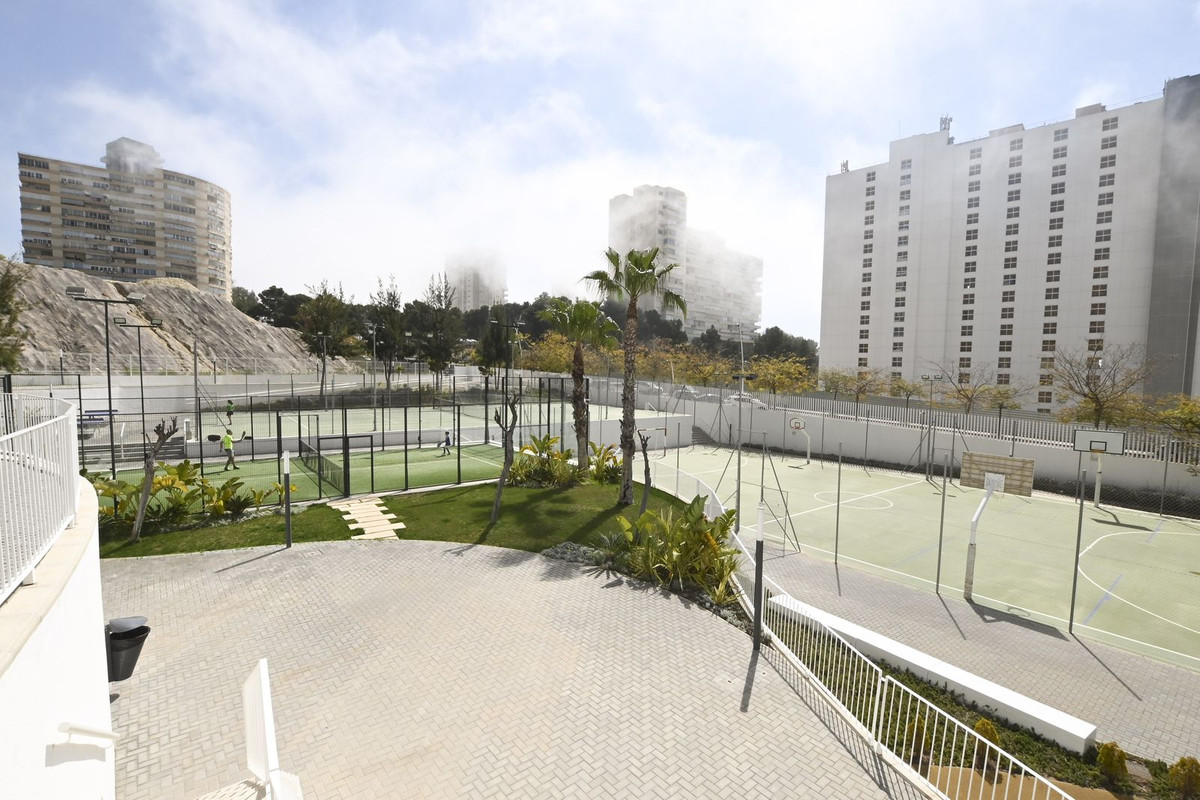 Se vende Apartamento Planta Media de 2 dormitorios en Costa Blanca, Alicante, España