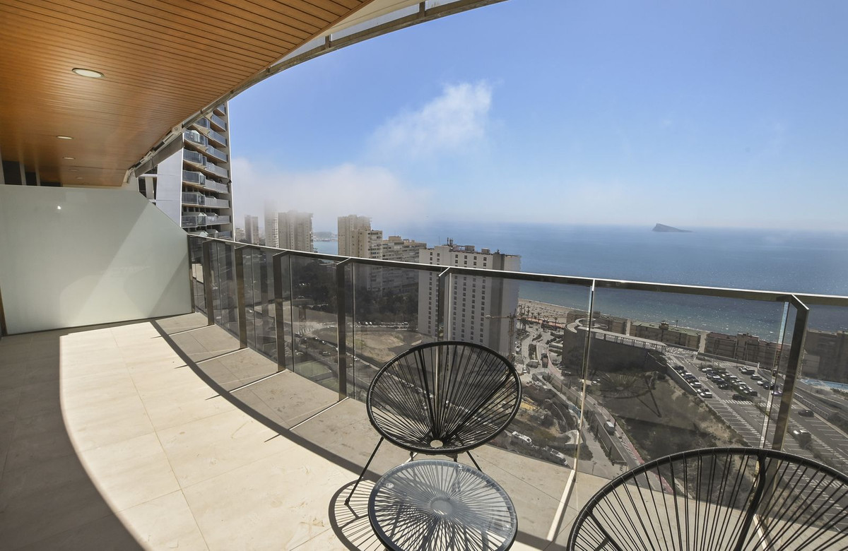 Se vende Apartamento Planta Media de 2 dormitorios en Costa Blanca, Alicante, España