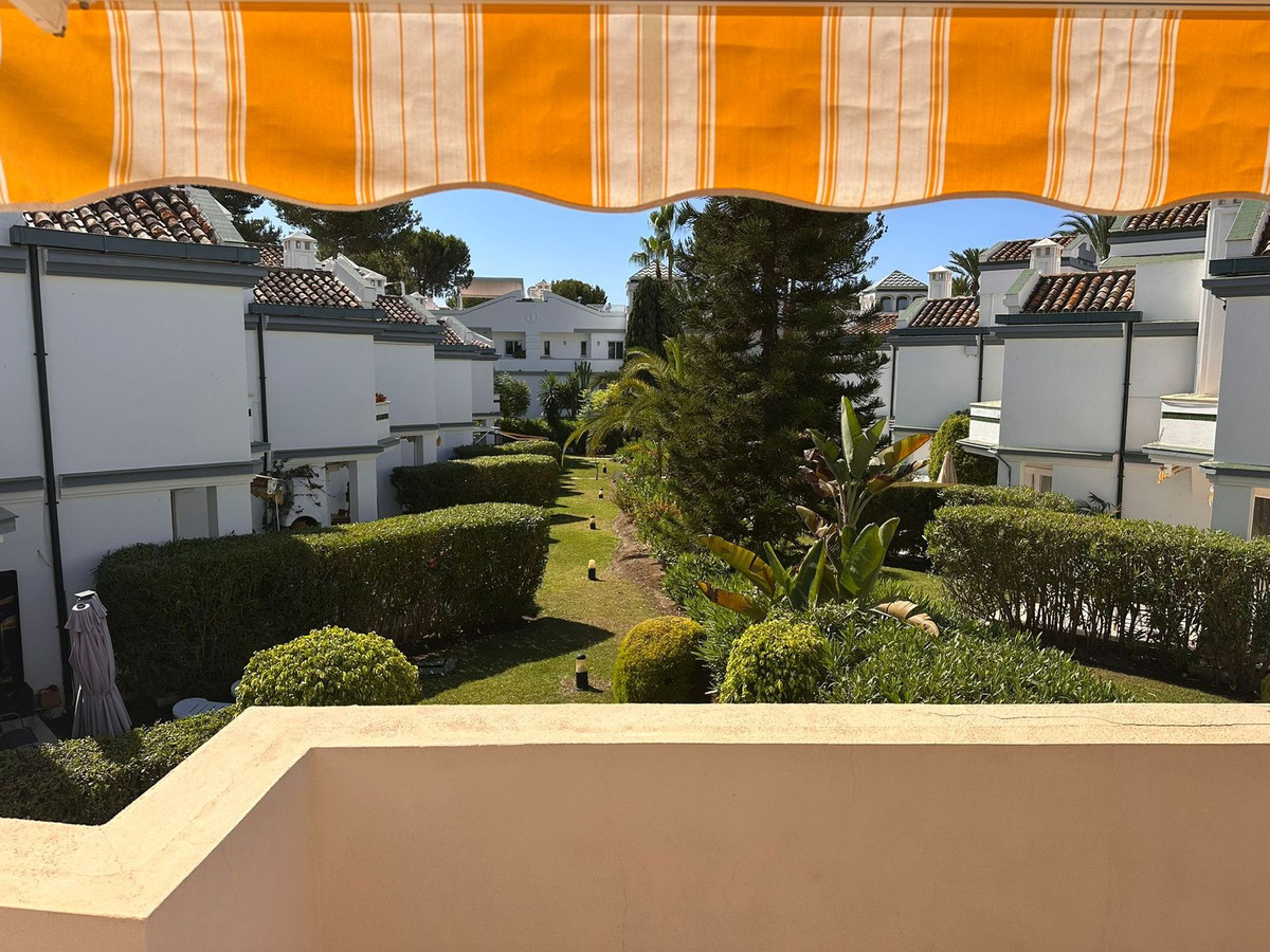 Se vende Apartamento en Planta Última de 2 dormitorios en Costa Del Sol, Málaga, España