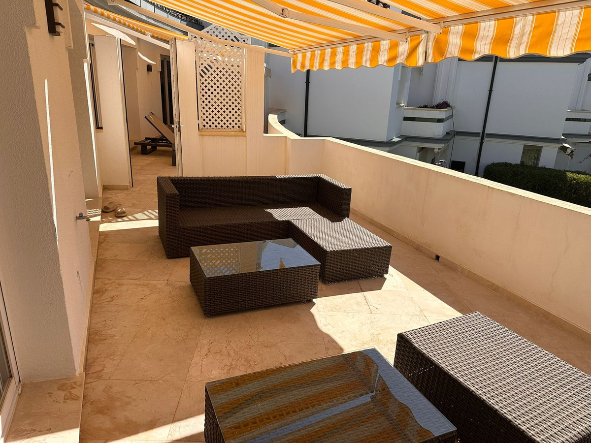 Se vende Apartamento en Planta Última de 2 dormitorios en Costa Del Sol, Málaga, España