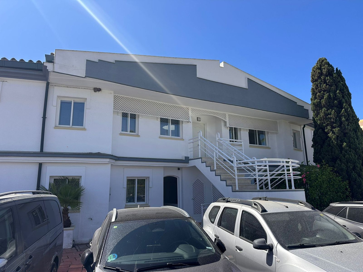Se vende Apartamento en Planta Última de 2 dormitorios en Costa Del Sol, Málaga, España