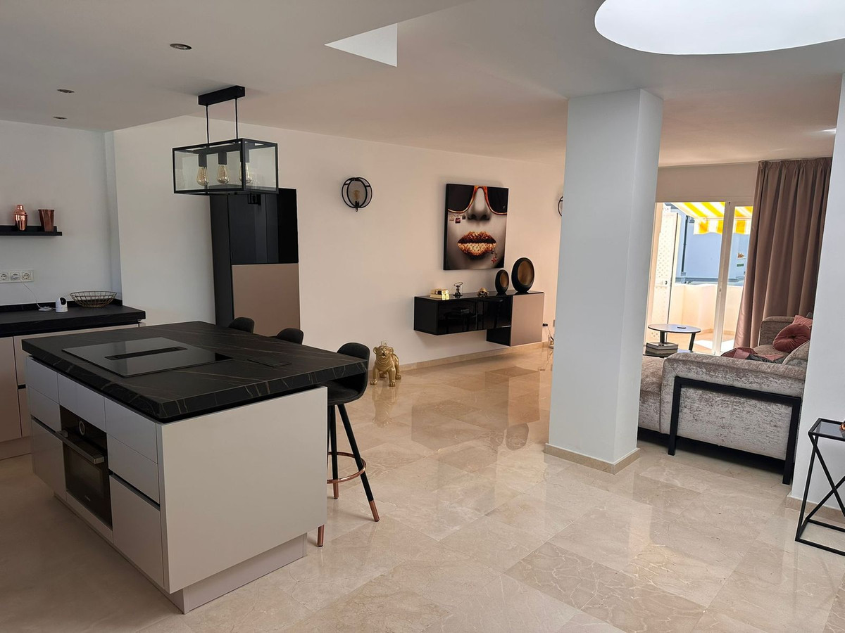 Se vende Apartamento en Planta Última de 2 dormitorios en Costa Del Sol, Málaga, España