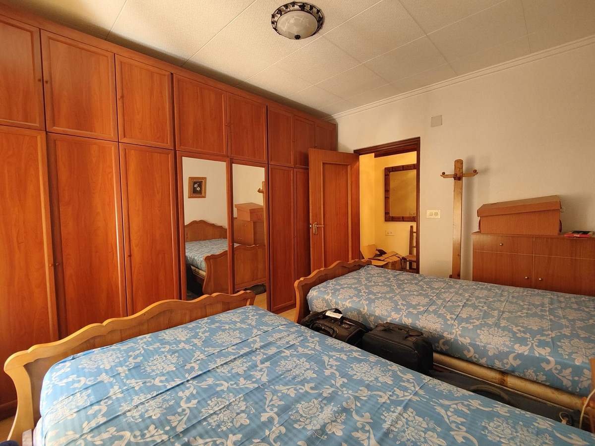Se vende Apartamento Planta Media de 5 dormitorios en Costa Blanca, Alicante, España