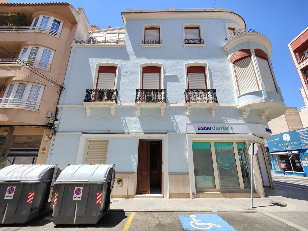 Se vende Apartamento Planta Media de 5 dormitorios en Costa Blanca, Alicante, España
