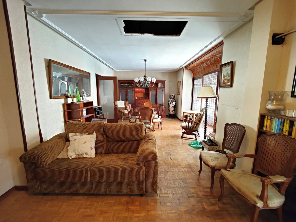 Se vende Apartamento Planta Media de 5 dormitorios en Costa Blanca, Alicante, España