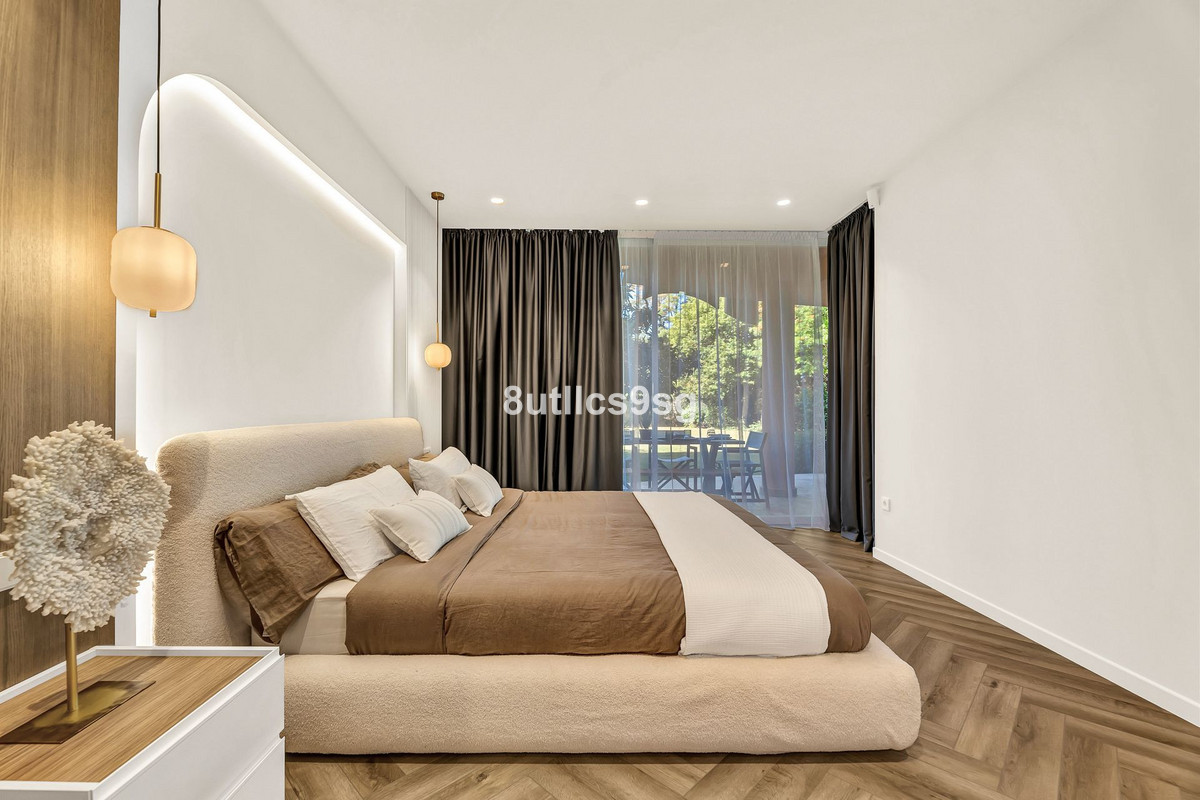 3 Bed Apartment for sale in Nueva Andalucía Costa Del Sol, Málaga, Spain