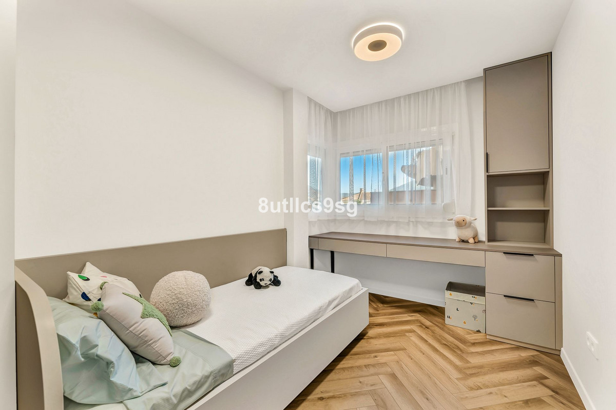 3 Bed Apartment for sale in Nueva Andalucía Costa Del Sol, Málaga, Spain
