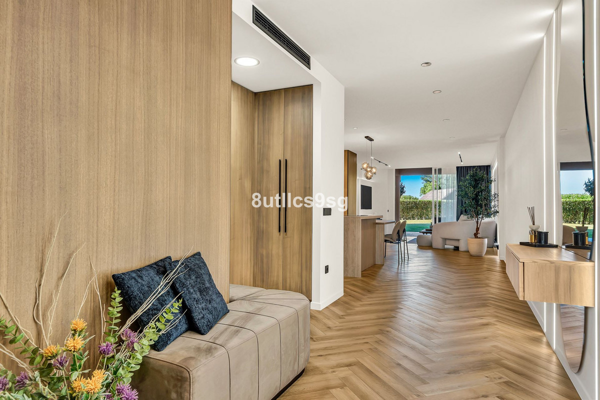 3 Bed Apartment for sale in Nueva Andalucía Costa Del Sol, Málaga, Spain