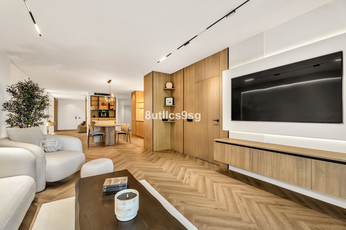 3 Bed Apartment for sale in Nueva Andalucía Costa Del Sol, Málaga, Spain