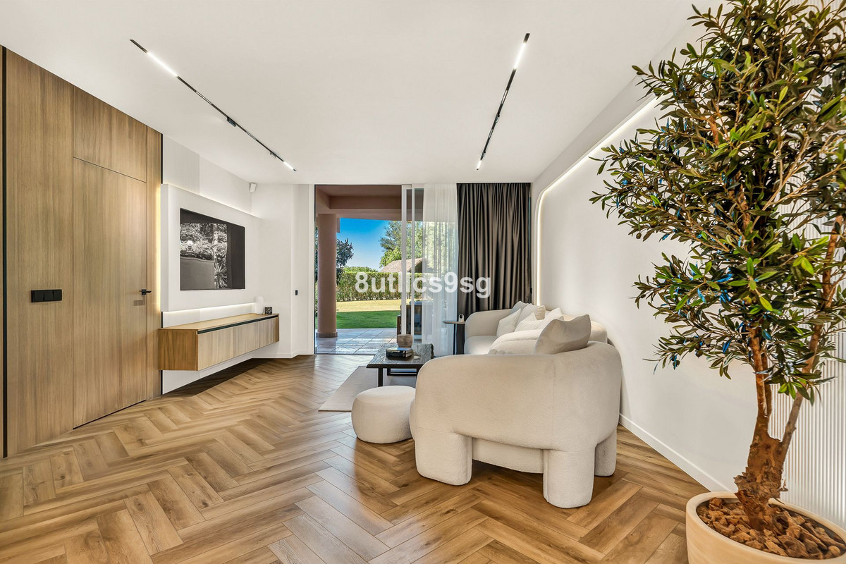 3 Bed Apartment for sale in Nueva Andalucía Costa Del Sol, Málaga, Spain