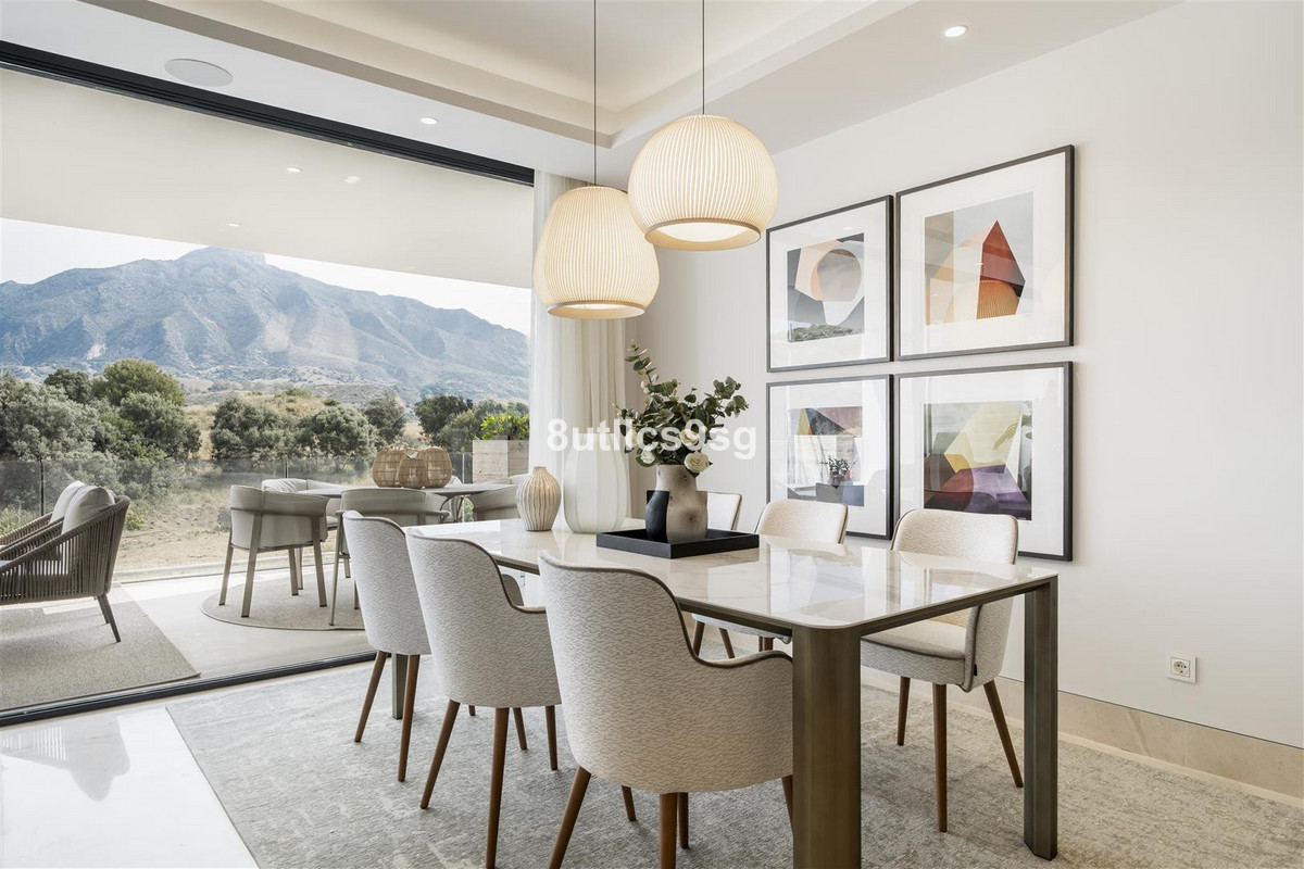 2 Bed Apartment for sale in Aloha Costa Del Sol, Málaga, Spain