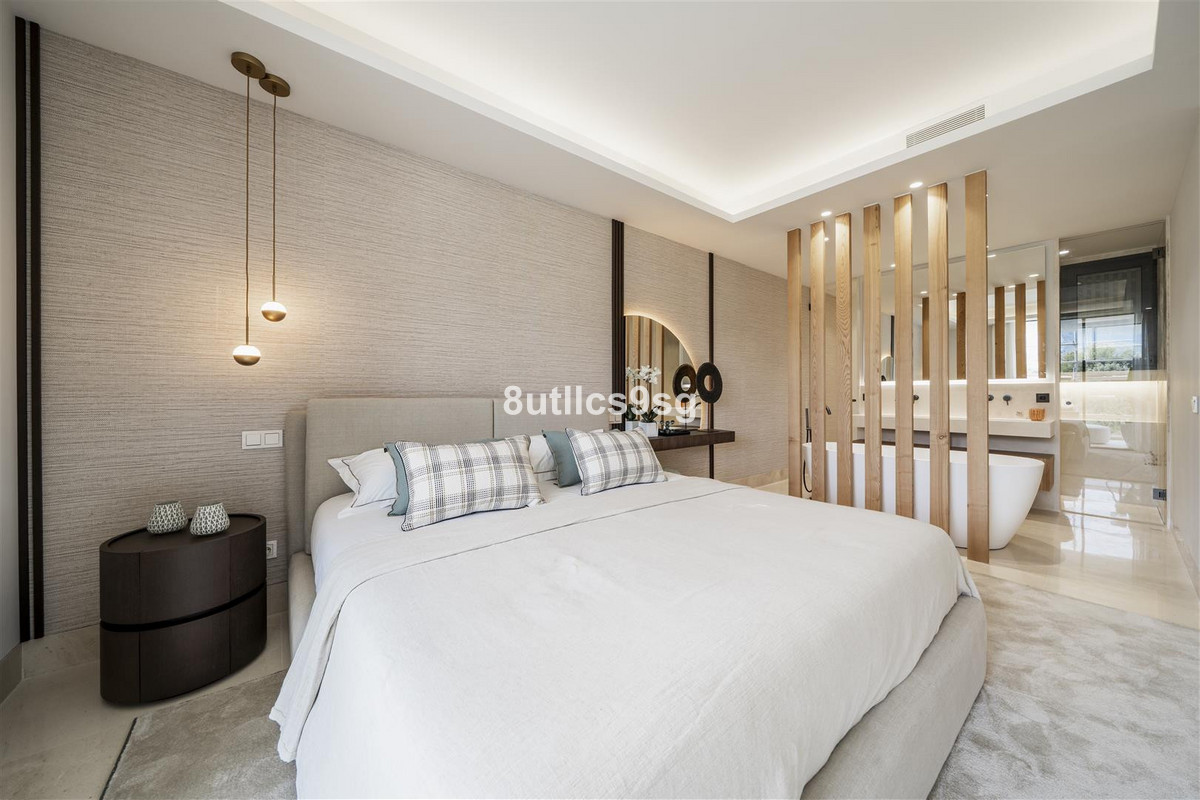 2 Bed Apartment for sale in Aloha Costa Del Sol, Málaga, Spain