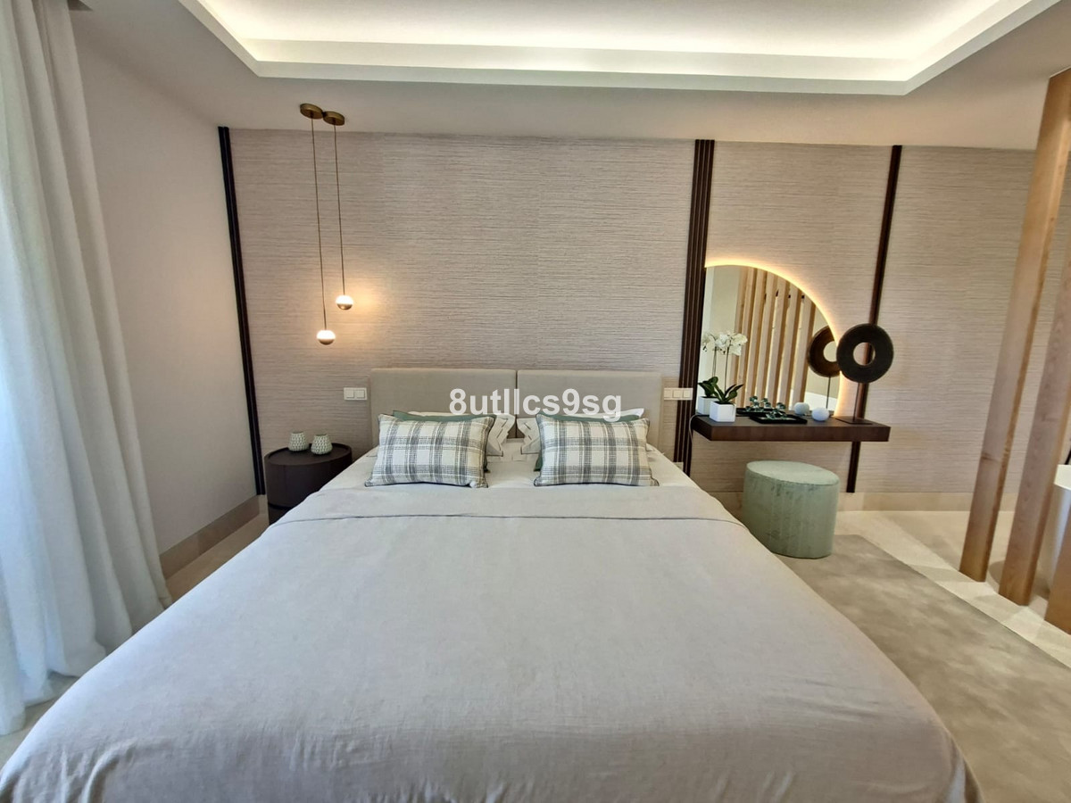 2 Bed Apartment for sale in Aloha Costa Del Sol, Málaga, Spain