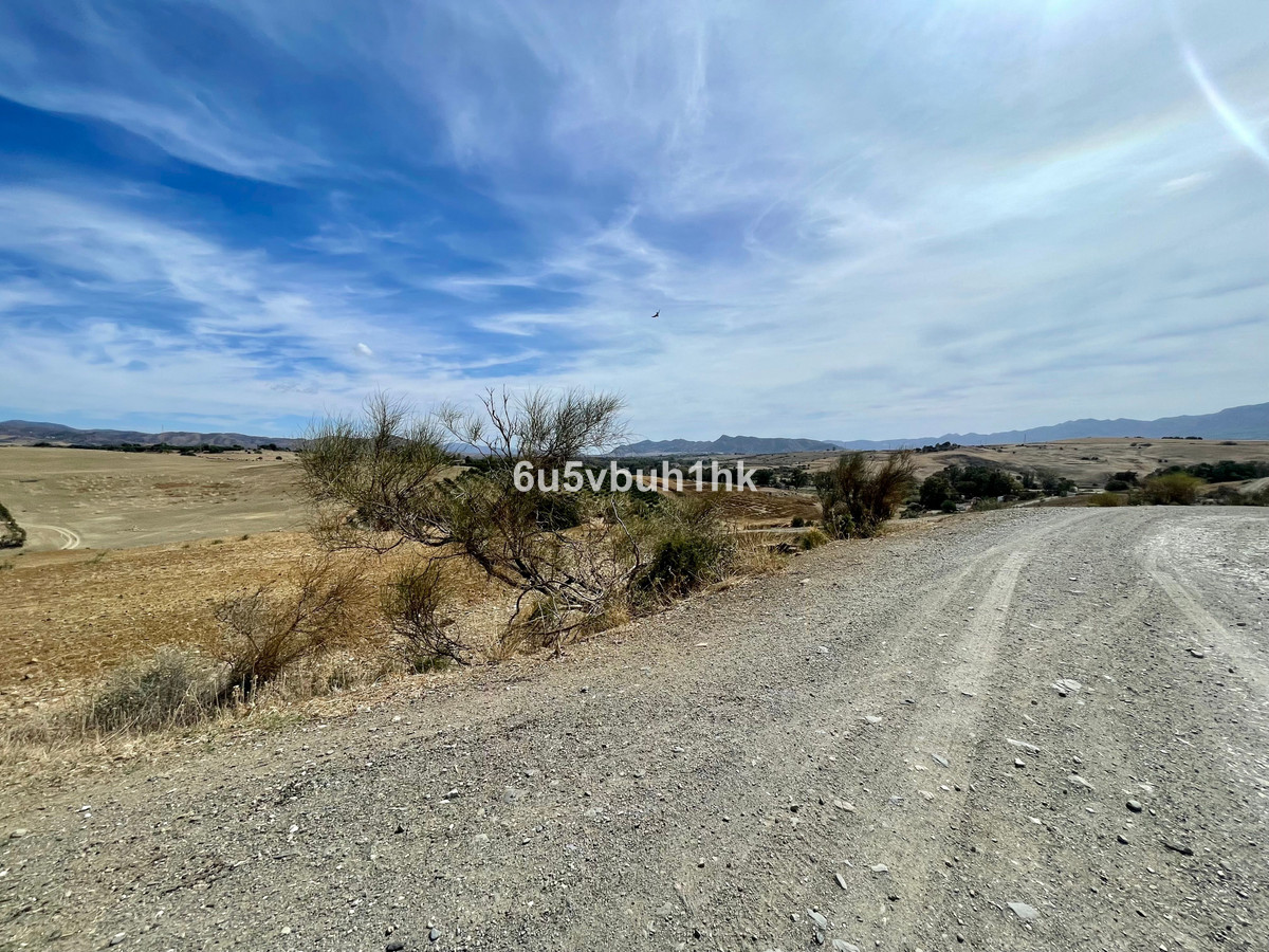 Se vende Terreno Rustico  en Costa Del Sol, Málaga, España