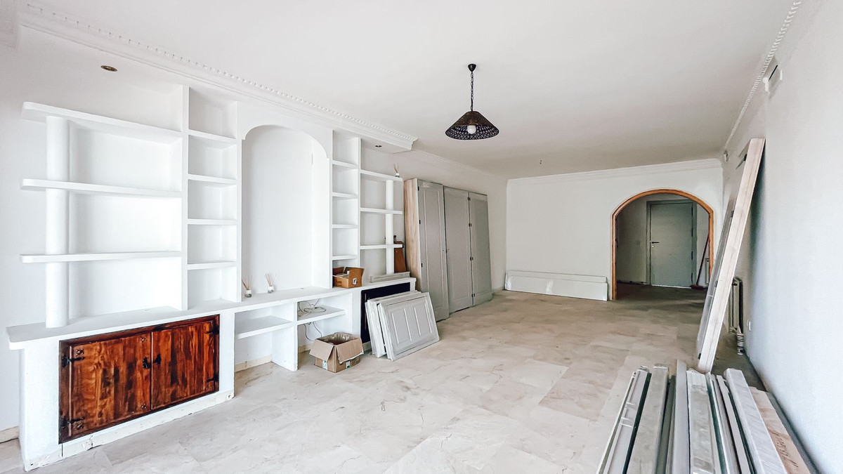 3 Bed Apartment for sale in Guadalmina Alta Costa Del Sol, Málaga, Spain