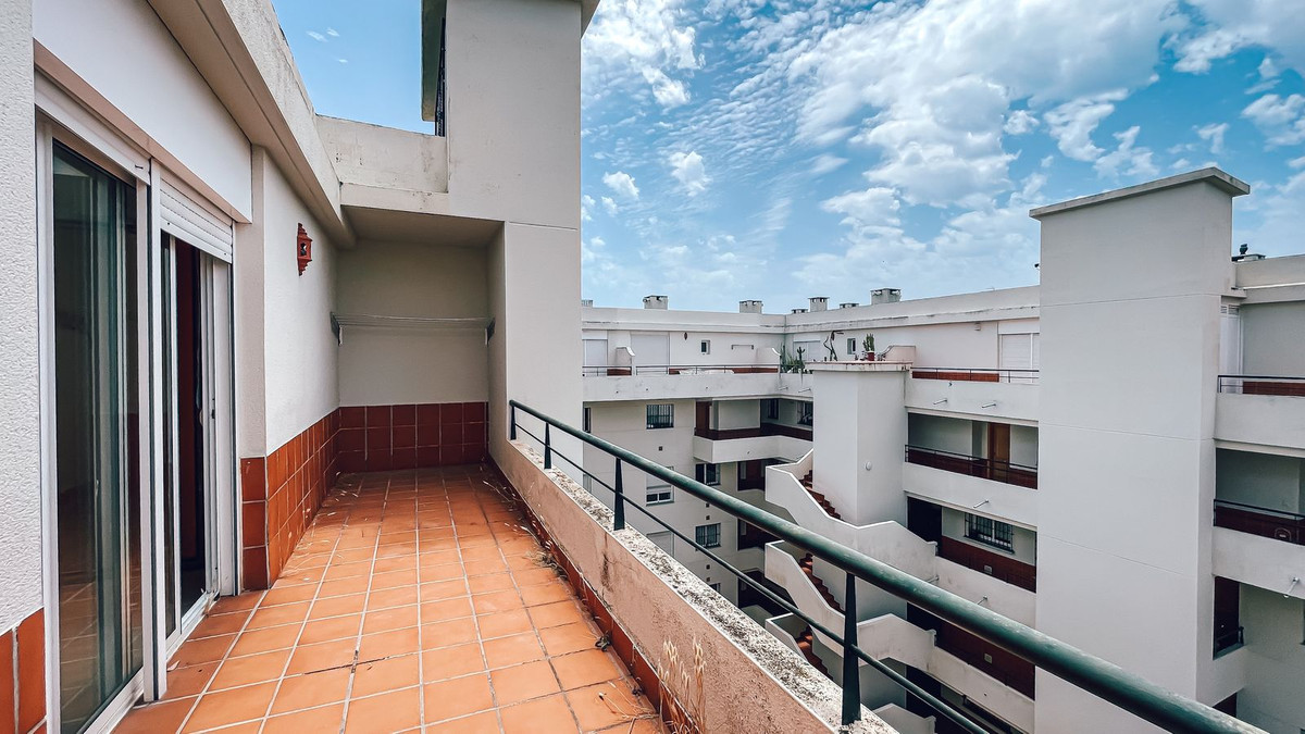 3 Bed Apartment for sale in Guadalmina Alta Costa Del Sol, Málaga, Spain