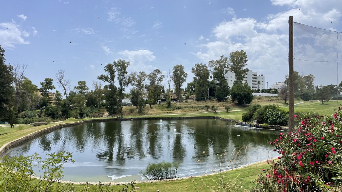 3 Bed Apartment for sale in Guadalmina Alta Costa Del Sol, Málaga, Spain