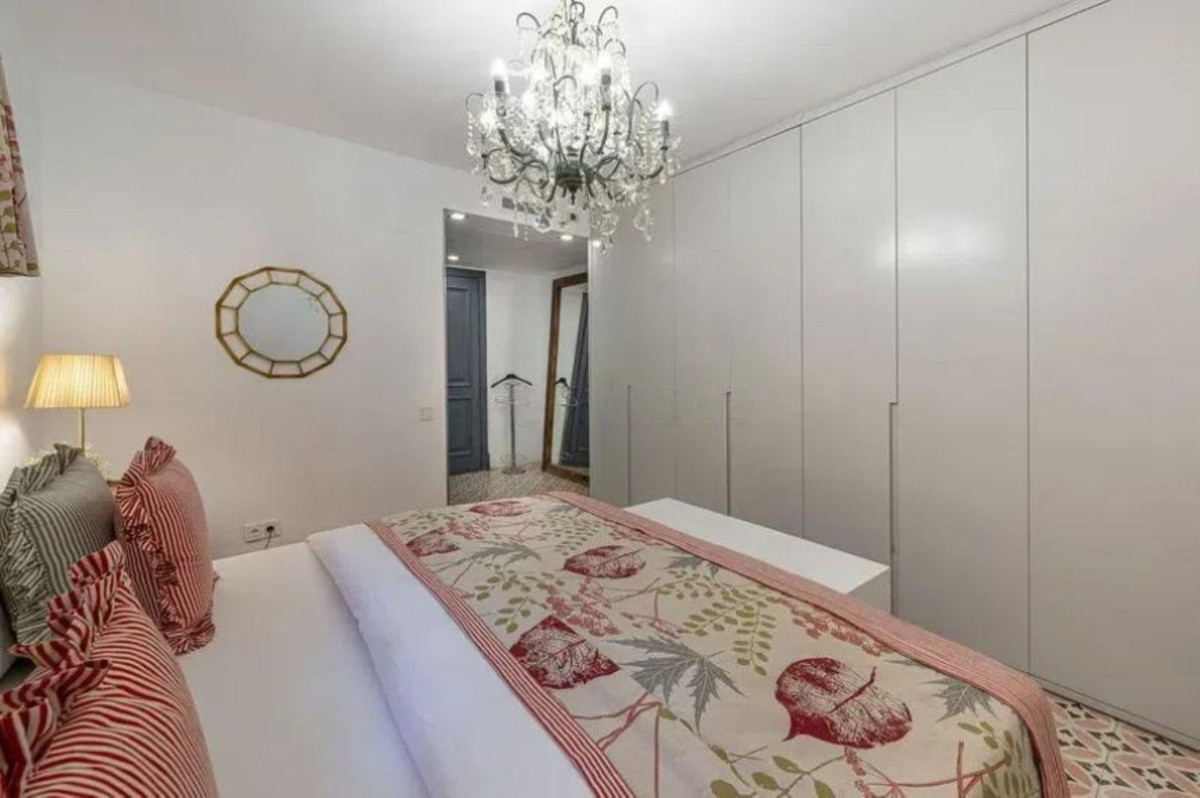 Se vende Villa - Chalet de 5 dormitorios en Costa Del Sol, Málaga, España