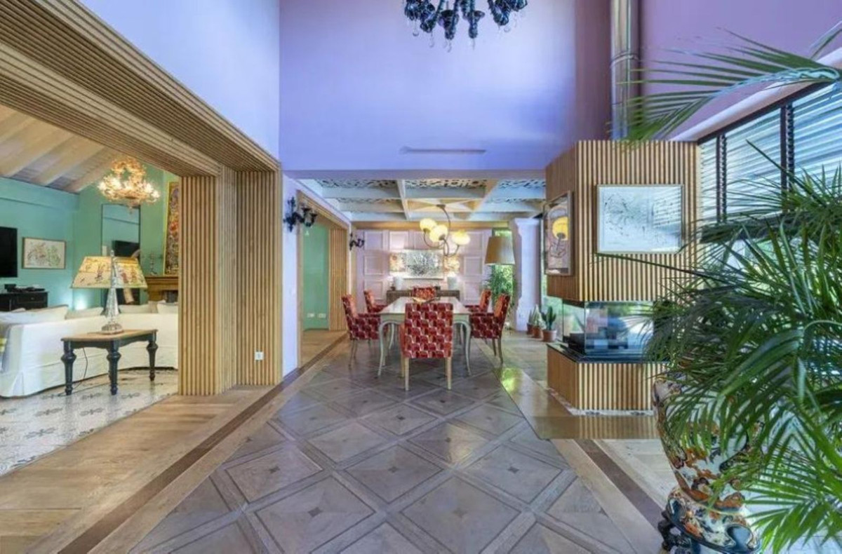 Se vende Villa - Chalet de 5 dormitorios en Costa Del Sol, Málaga, España