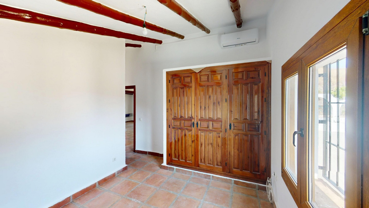 Se vende Villa - Chalet de 3 dormitorios en Costa Del Sol East, Málaga, España