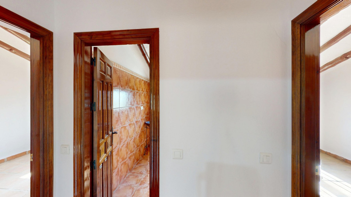 Se vende Villa - Chalet de 3 dormitorios en Costa Del Sol East, Málaga, España