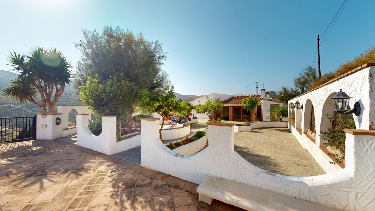 Se vende Villa - Chalet de 3 dormitorios en Costa Del Sol East, Málaga, España