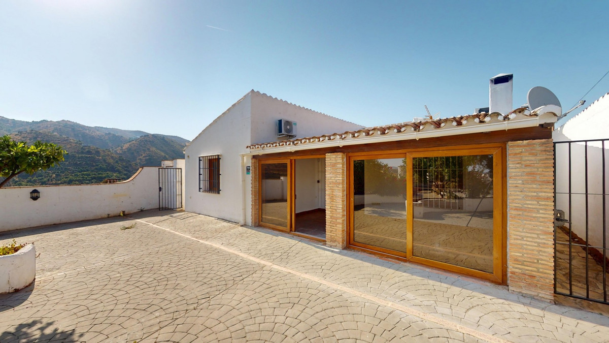 Se vende Villa - Chalet de 3 dormitorios en Costa Del Sol East, Málaga, España