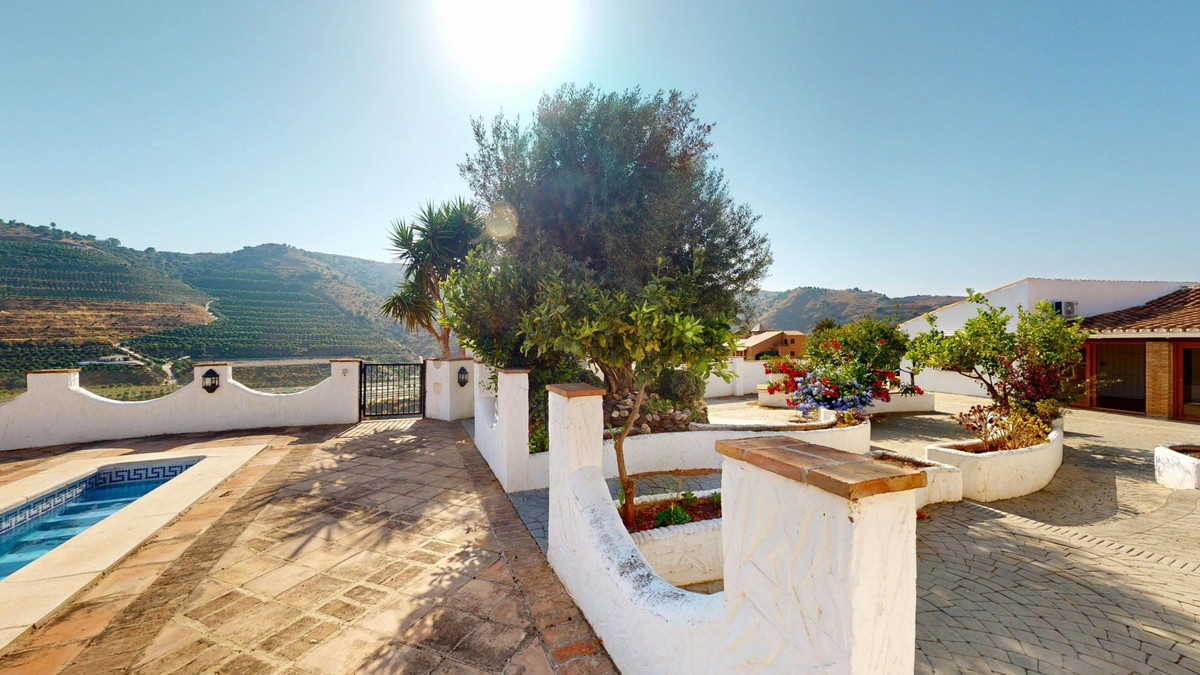 Se vende Villa - Chalet de 3 dormitorios en Costa Del Sol East, Málaga, España