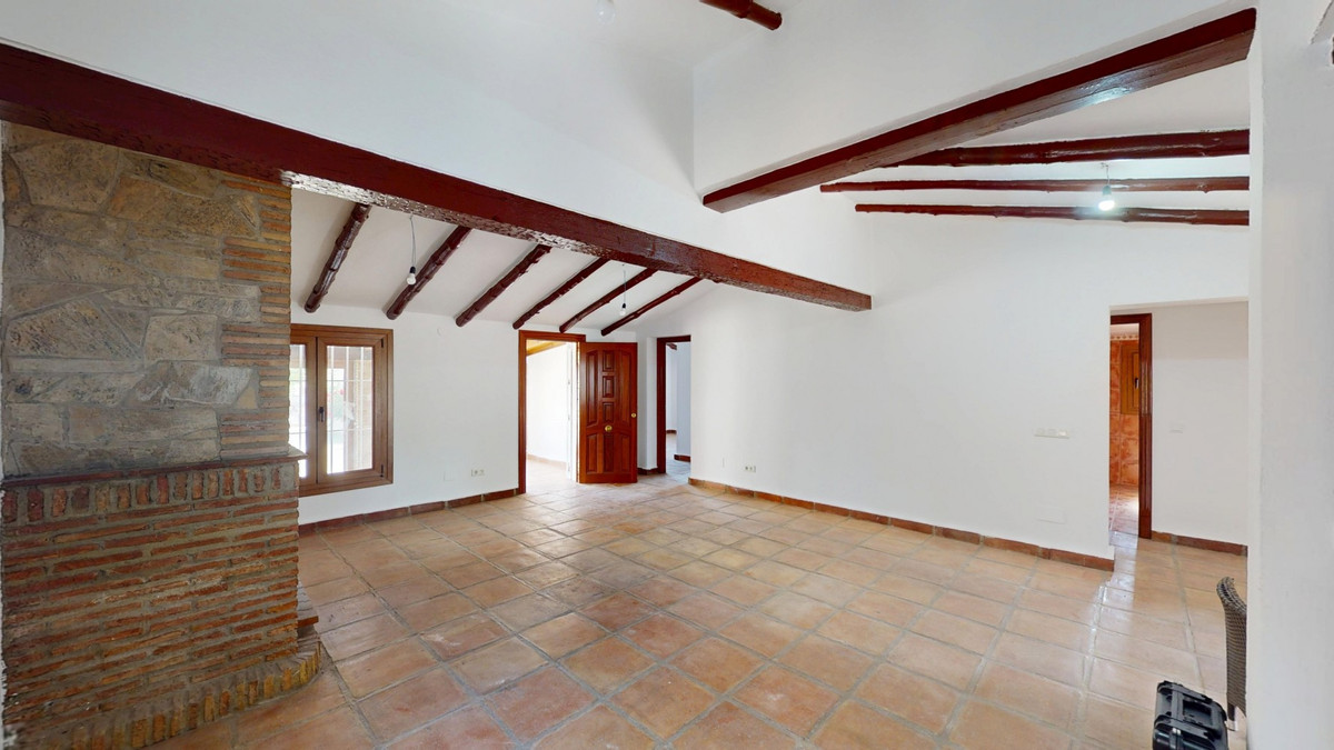 Se vende Villa - Chalet de 3 dormitorios en Costa Del Sol East, Málaga, España