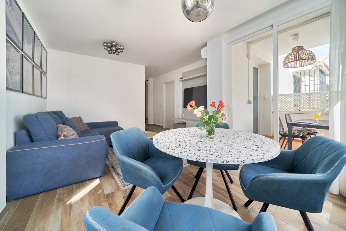 2 Bed Apartment for sale in Elviria Costa Del Sol, Málaga, Spain