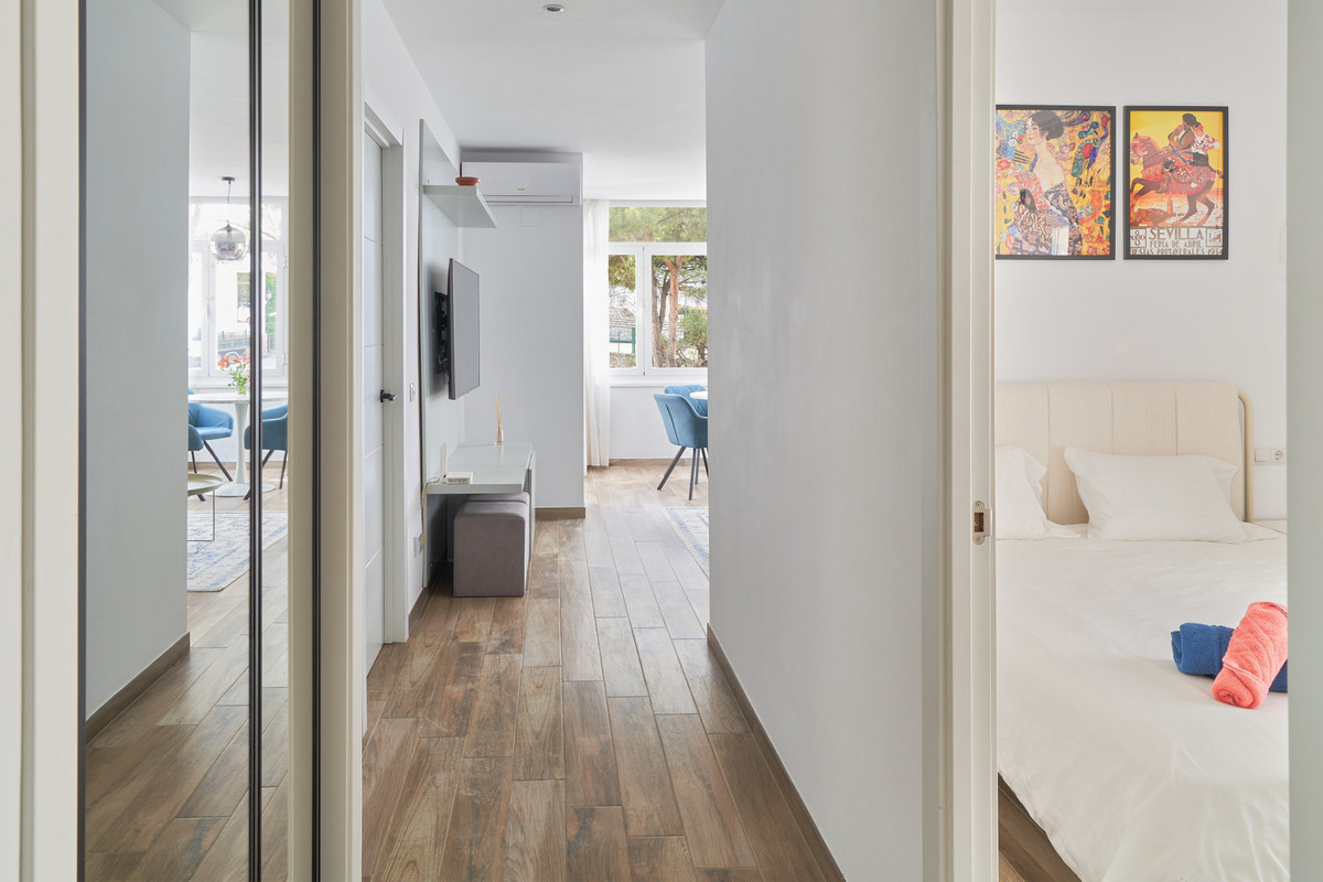 2 Bed Apartment for sale in Elviria Costa Del Sol, Málaga, Spain