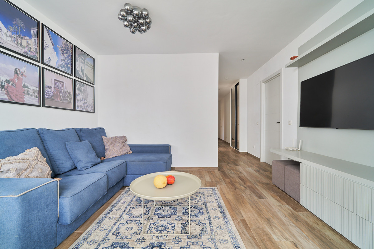 2 Bed Apartment for sale in Elviria Costa Del Sol, Málaga, Spain