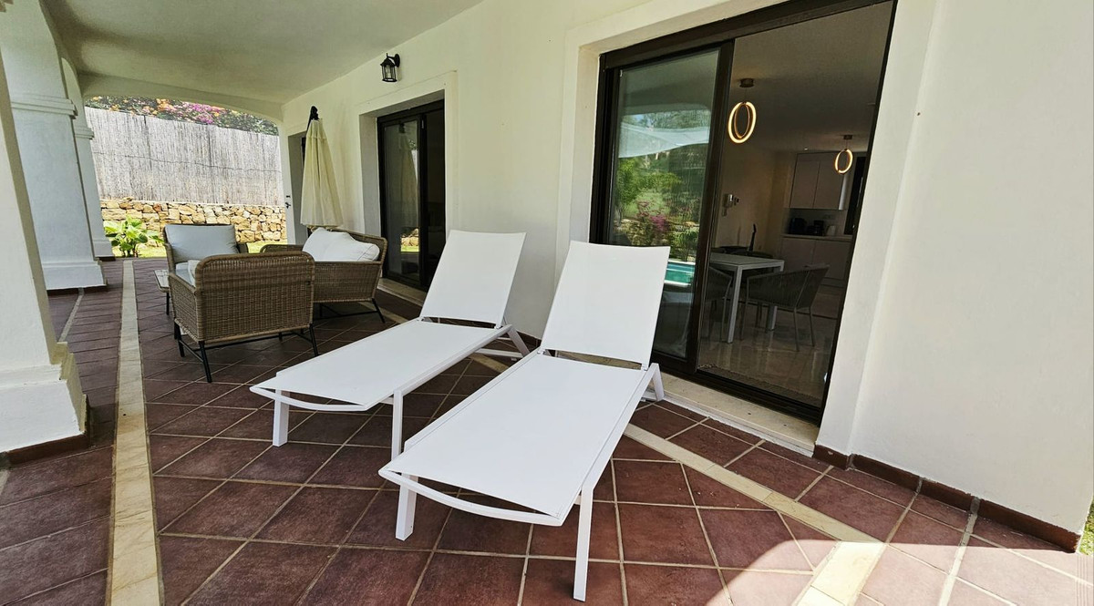 3 Bed Townhouse for sale in Estepona Costa Del Sol, Málaga, Spain