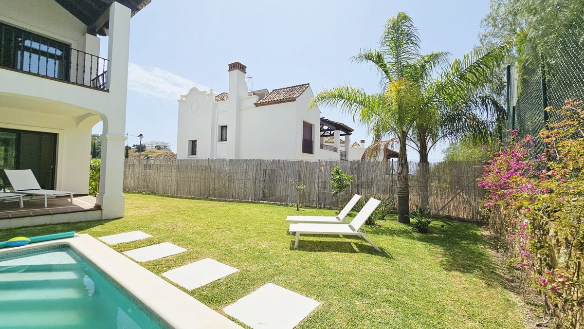 3 Bed Townhouse for sale in Estepona Costa Del Sol, Málaga, Spain