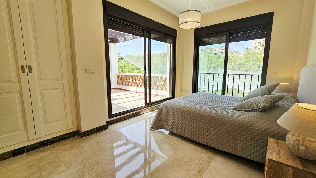 3 Bed Townhouse for sale in Estepona Costa Del Sol, Málaga, Spain