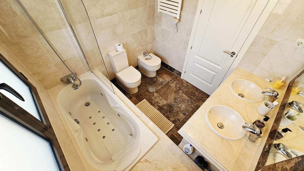 3 Bed Townhouse for sale in Estepona Costa Del Sol, Málaga, Spain
