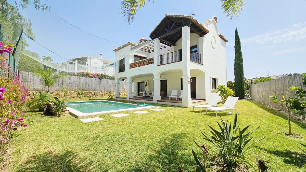 3 Bed Townhouse for sale in Estepona Costa Del Sol, Málaga, Spain