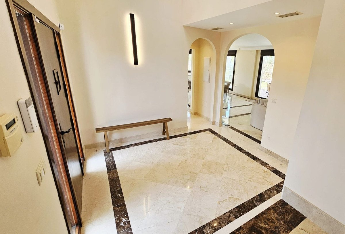3 Bed Townhouse for sale in Estepona Costa Del Sol, Málaga, Spain