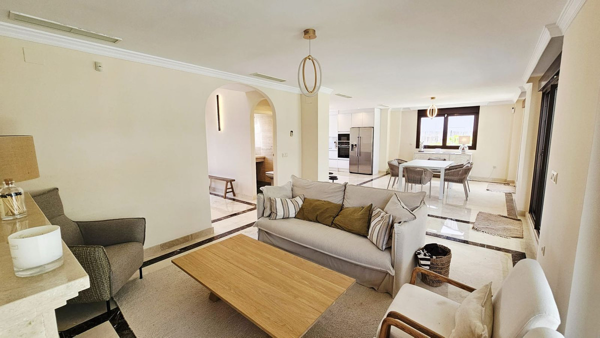3 Bed Townhouse for sale in Estepona Costa Del Sol, Málaga, Spain