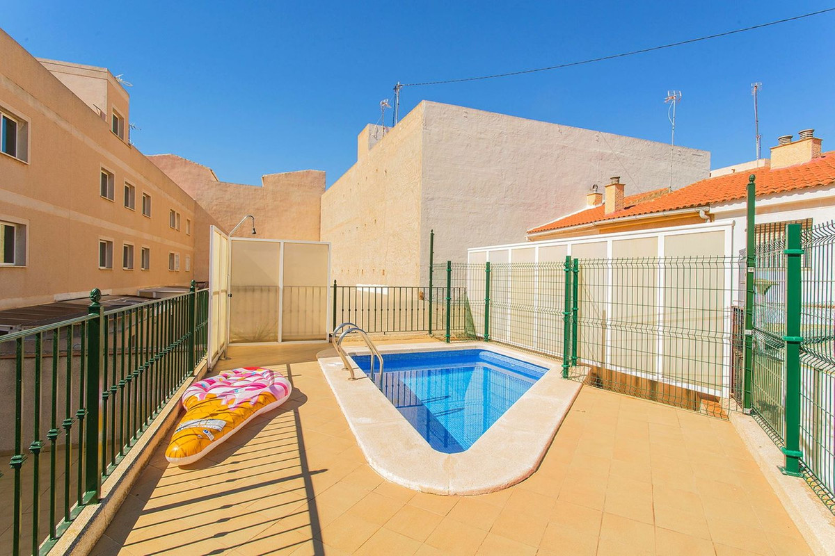 Se vende Apartamento Planta Media de 2 dormitorios en Costa Calida, Murcia, España