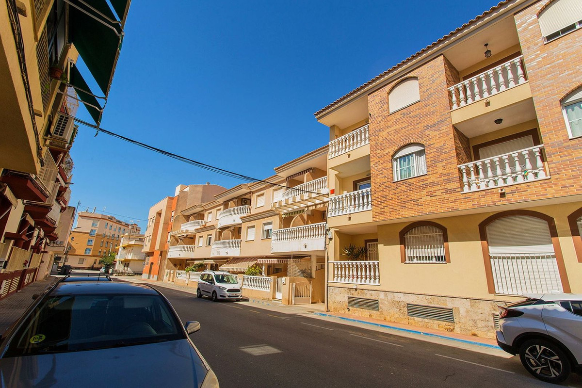 Se vende Apartamento Planta Media de 2 dormitorios en Costa Calida, Murcia, España