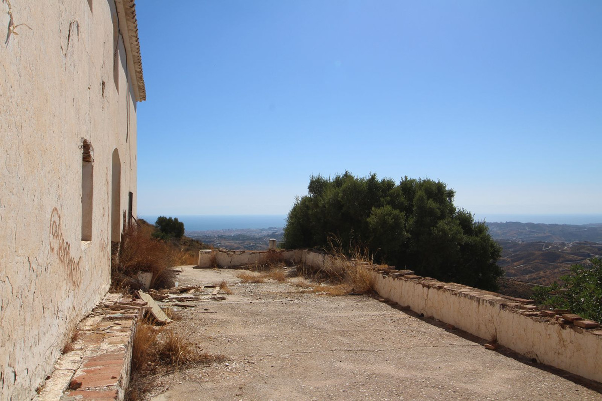 3 Bed Townhouse for sale in Mijas Costa Del Sol, Málaga, Spain