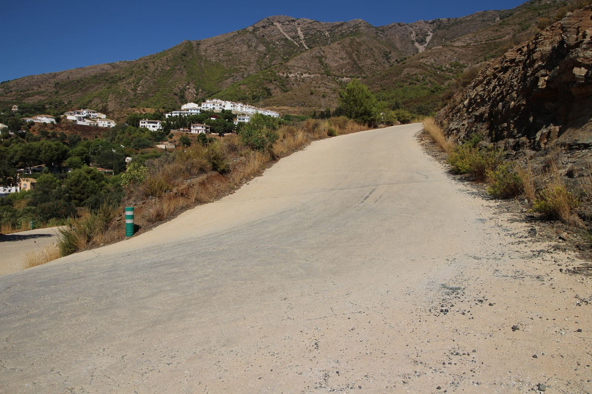 3 Bed Townhouse for sale in Mijas Costa Del Sol, Málaga, Spain